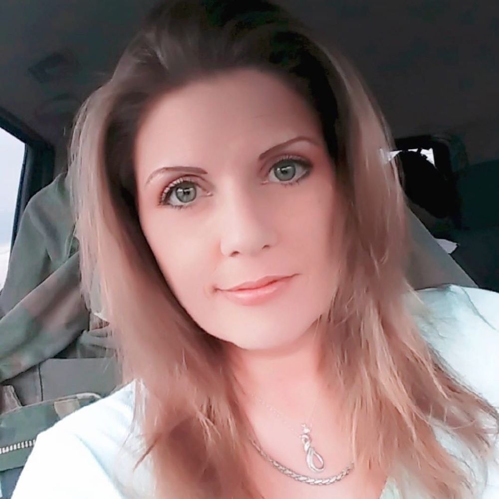 Meet your Posher, Saundra